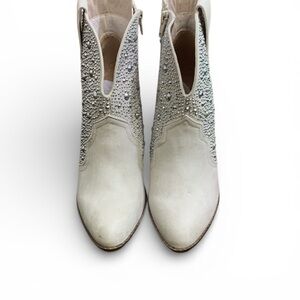 ✨ Sugar “Comet” Rhinestone Cowboy Booties – Size 8.5 ✨